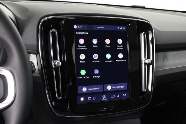Photo of 2026 Sand Dune Metallic Volvo XC40