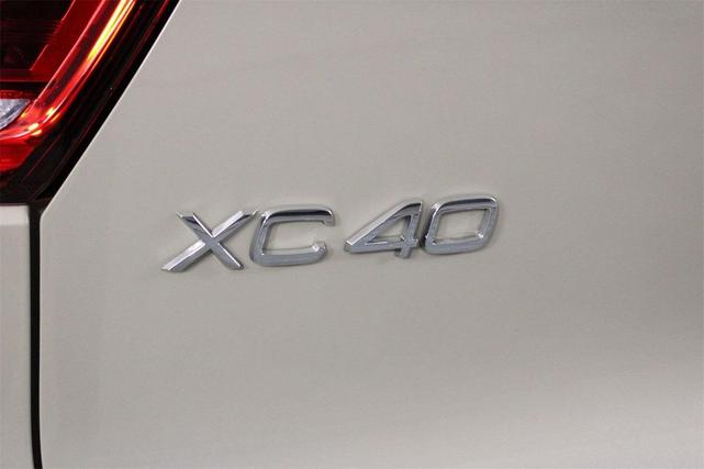 Photo of 2026 Sand Dune Metallic Volvo XC40