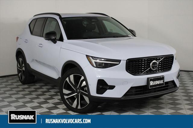 2025 Volvo XC40