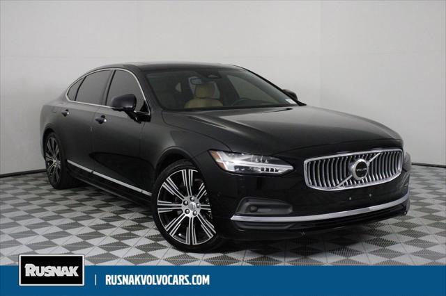 2022 Volvo S90