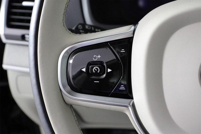 Photo of 2024 Platinum Grey Metallic Volvo XC90 Recharge Plug-In Hybrid