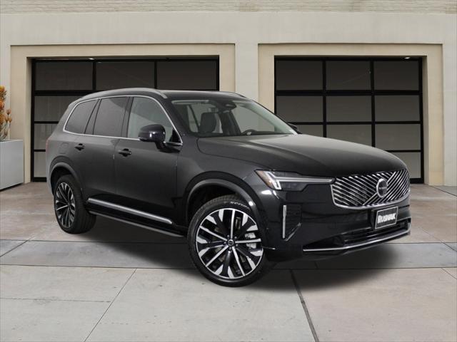 Photo of 2025 Onyx Black Volvo XC90 Plug-In Hybrid