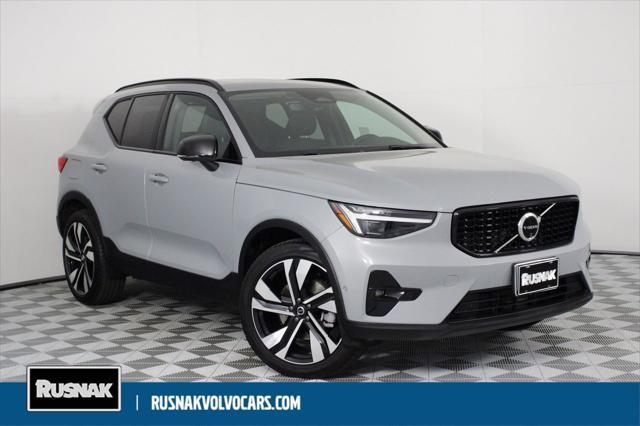 2025 Volvo XC40