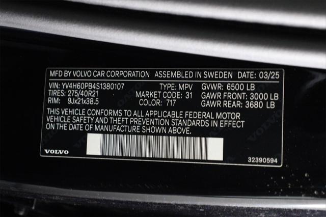 Photo of 2025 Onyx Black Volvo XC90 Plug-In Hybrid