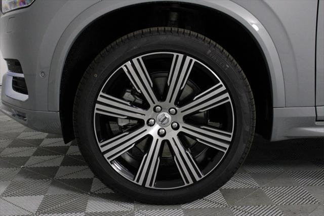 Photo of 2025 Vapour Gray Volvo XC90