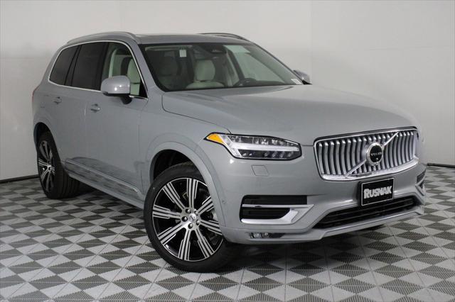 Photo of 2025 Vapour Gray Volvo XC90