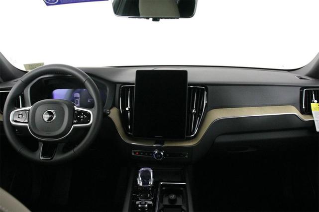 Photo of 2026 Forest Lake Volvo XC60 Plug-In Hybrid