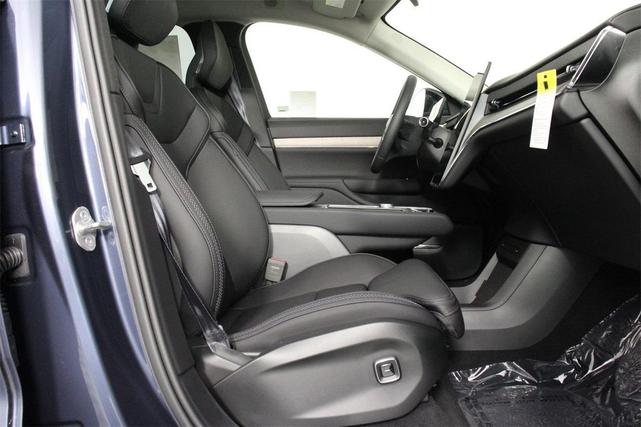 Photo of 2025 Denim Blue Volvo EX90