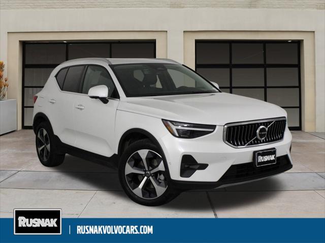 2025 Volvo XC40