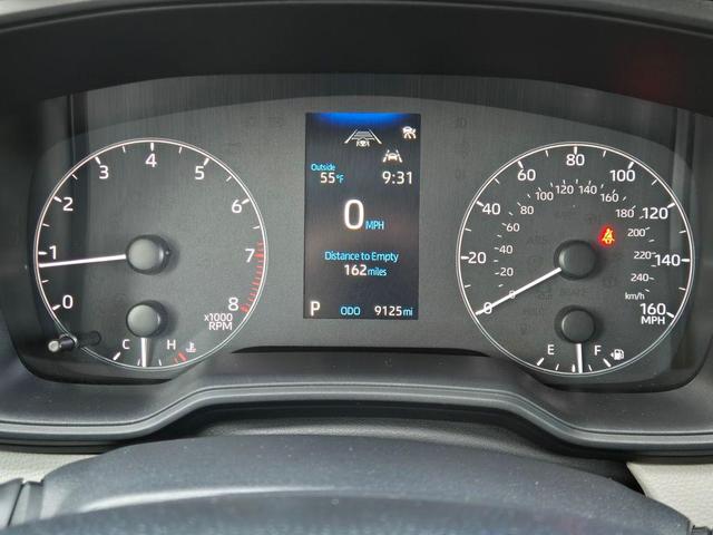 Photo of 2024 Celestite Toyota Corolla Cross