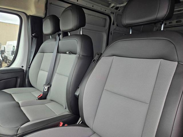 Photo of 2025 Bright White Clearcoat RAM ProMaster 2500