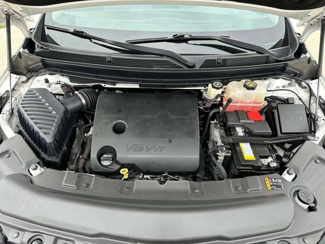 Photo of 2018 White Buick Enclave