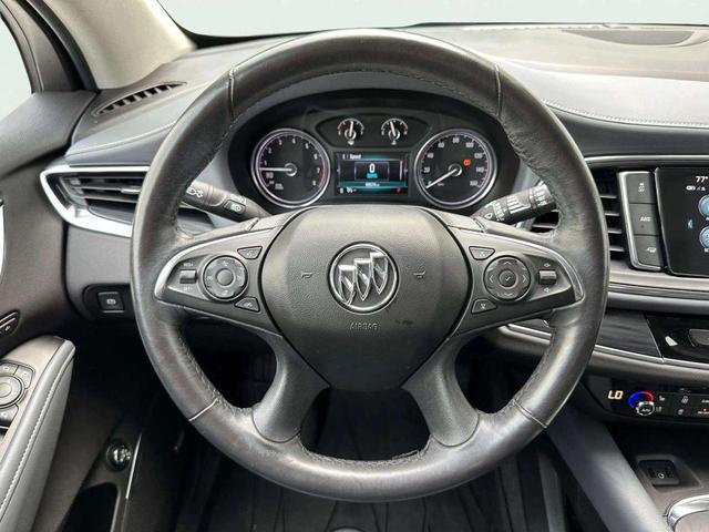 Photo of 2018 White Buick Enclave