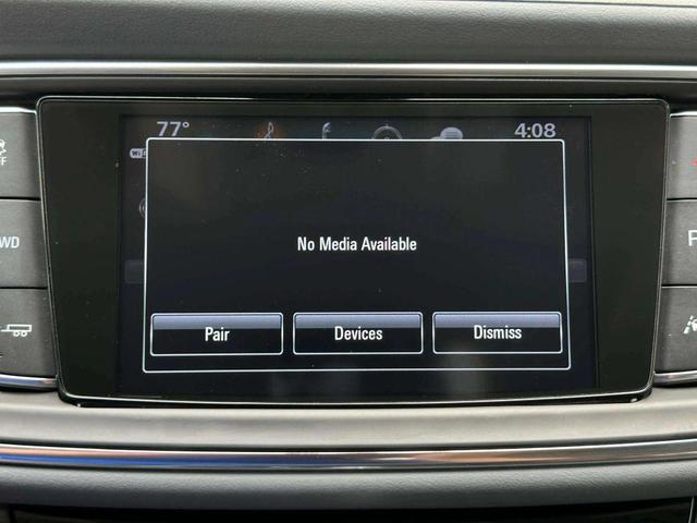 Photo of 2018 White Buick Enclave