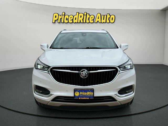 Photo of 2018 White Buick Enclave