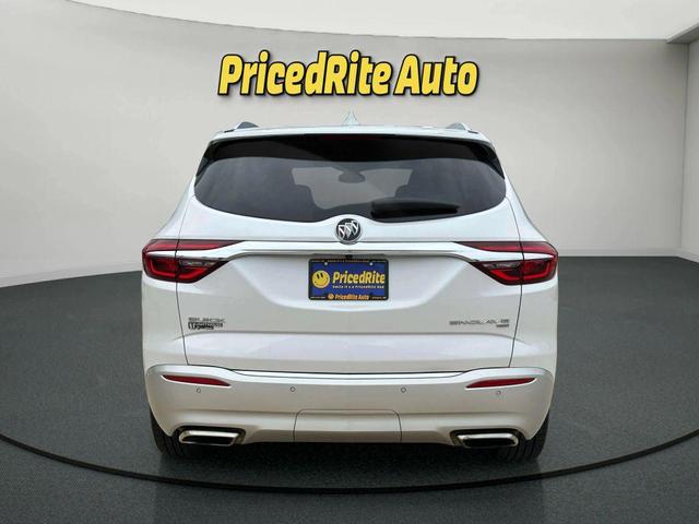 Photo of 2018 White Buick Enclave