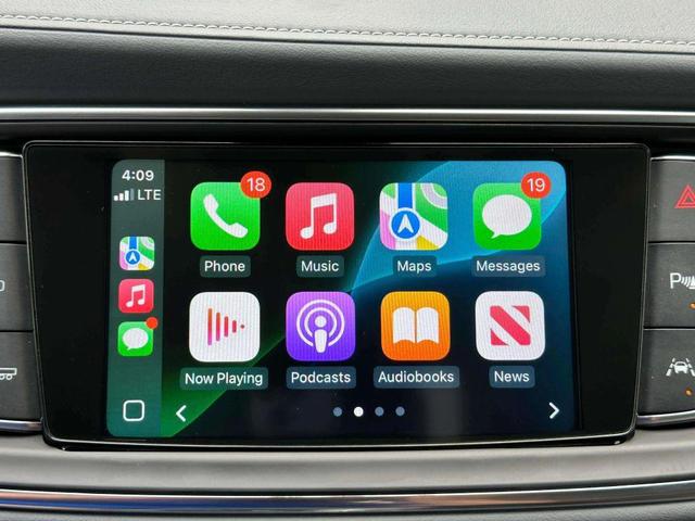 Photo of 2018 White Buick Enclave