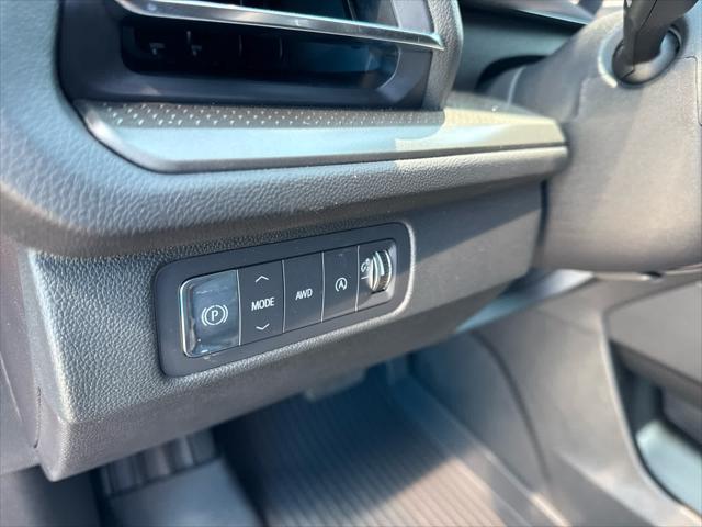Photo of 2025 Radiant Red Tintcoat Chevrolet Traverse