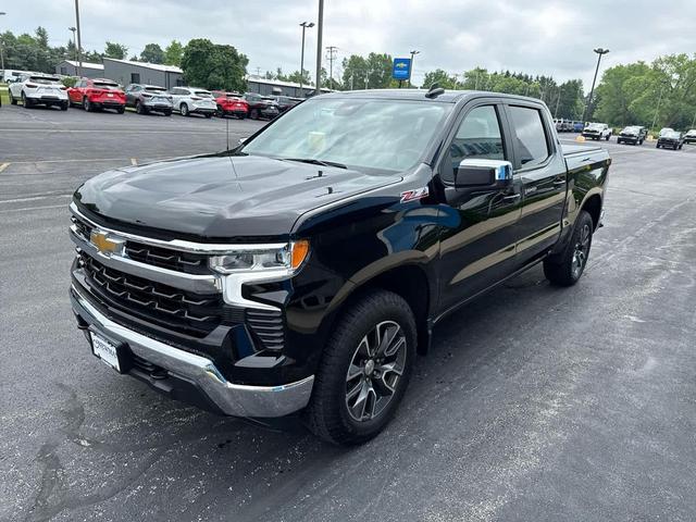 Photo of 2025 Black Chevrolet Silverado 1500