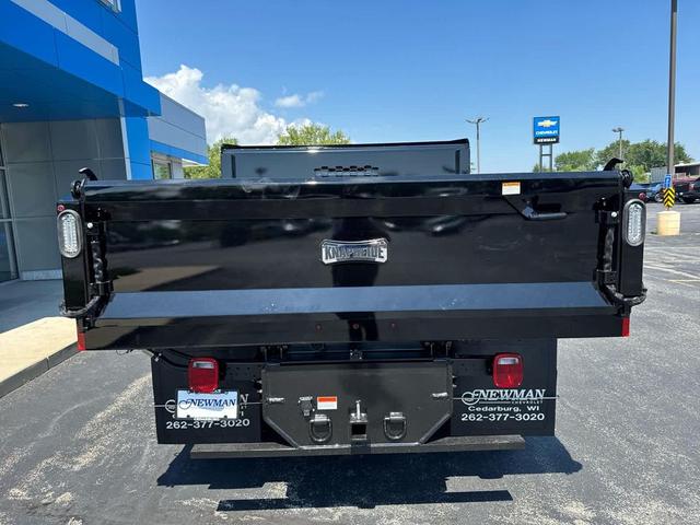 Photo of 2025 Summit White Chevrolet Silverado 3500