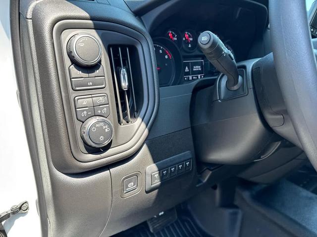 Photo of 2025 Summit White Chevrolet Silverado 3500