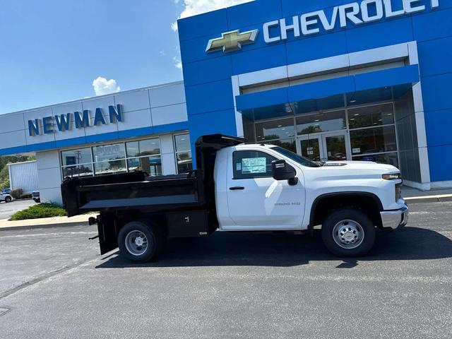 Photo of 2025 Summit White Chevrolet Silverado 3500