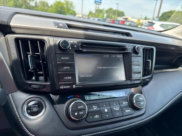 Photo of 2018 Ruby Flare Pearl Toyota RAV4