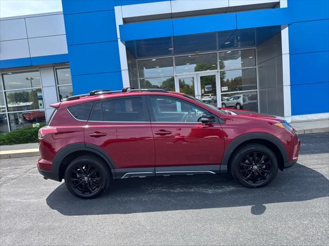 Photo of 2018 Ruby Flare Pearl Toyota RAV4