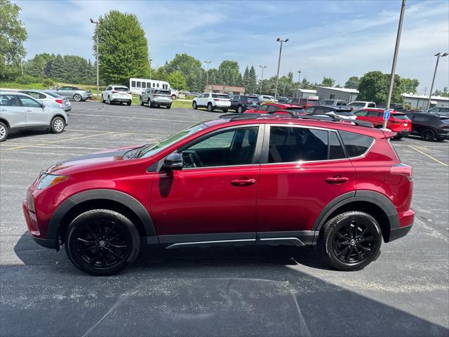 Photo of 2018 Ruby Flare Pearl Toyota RAV4