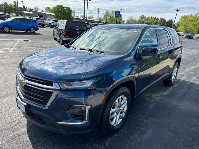 Photo of 2023 Northsky Blue Metallic Chevrolet Traverse