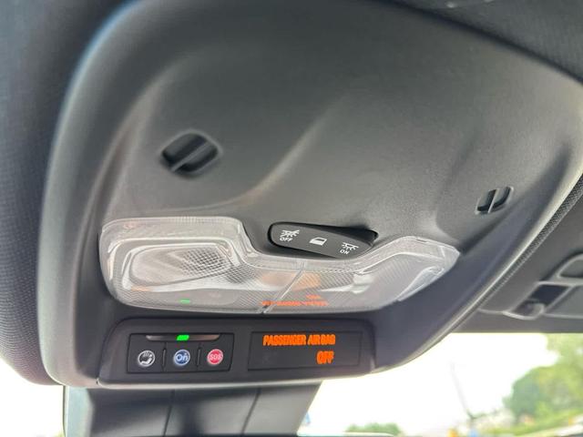 Photo of 2025 Sterling Gray Metallic Chevrolet Colorado