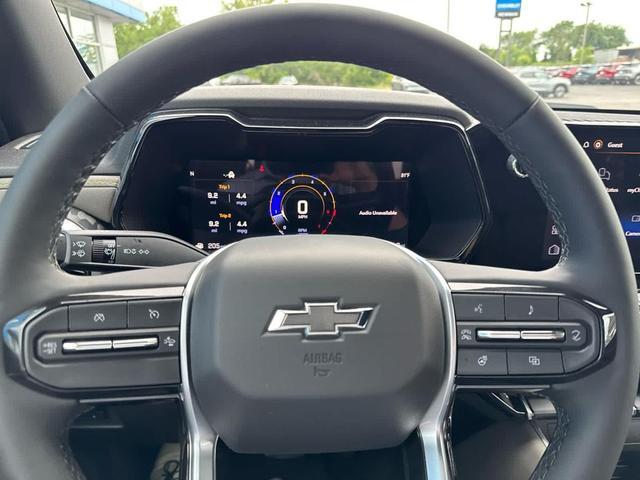 Photo of 2025 Sterling Gray Metallic Chevrolet Colorado