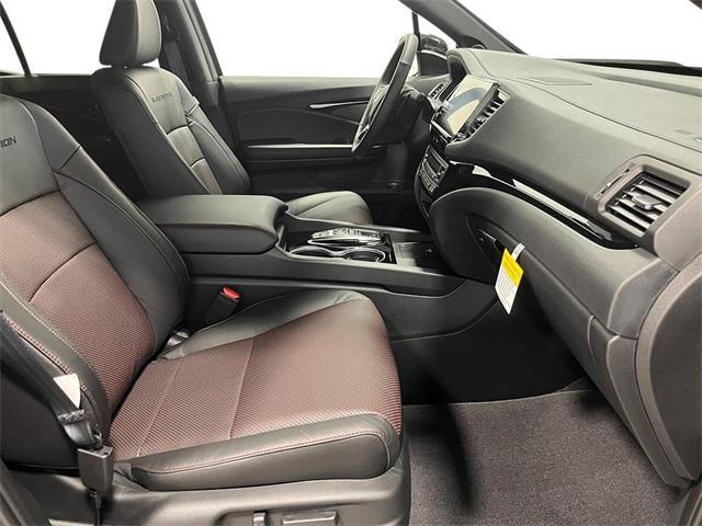 Photo of 2025 Platinum White Pearl Honda Ridgeline