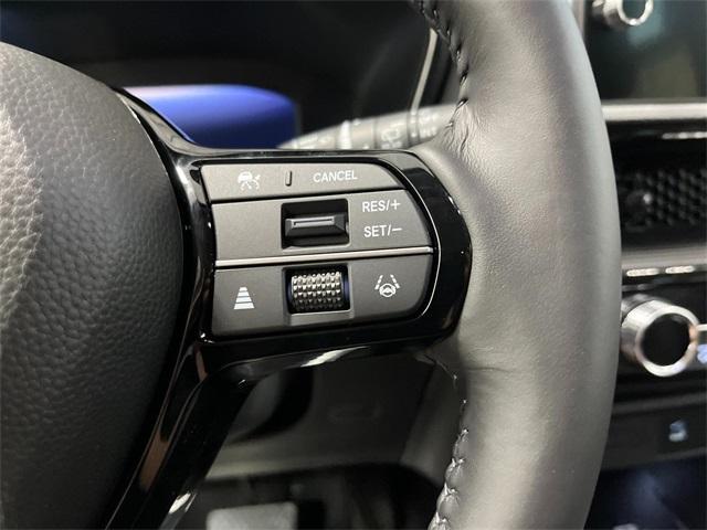 Photo of 2026 Platinum White Pearl Honda CR-V