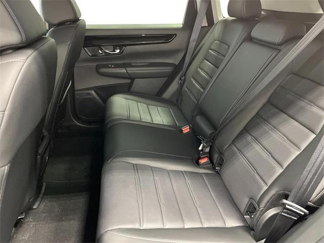 Photo of 2026 Platinum White Pearl Honda CR-V