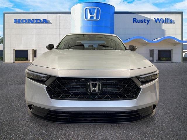 Photo of 2025 Solar Silver Metallic Honda Accord