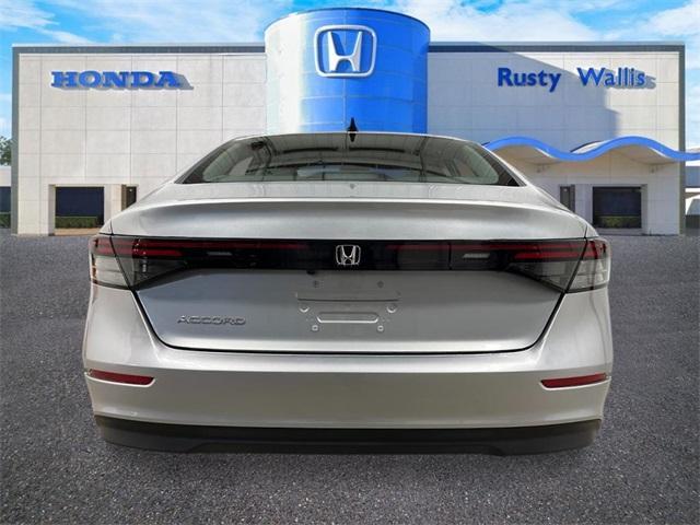 Photo of 2025 Solar Silver Metallic Honda Accord