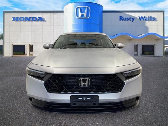 Photo of 2025 Solar Silver Metallic Honda Accord