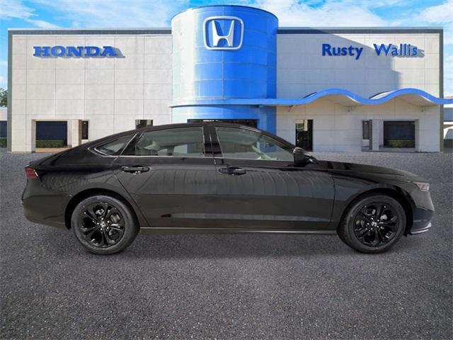 Photo of 2025 Crystal Black Pearl Honda Accord