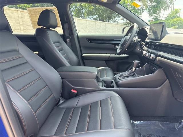 Photo of 2024 Still Night Honda CR-V Hybrid