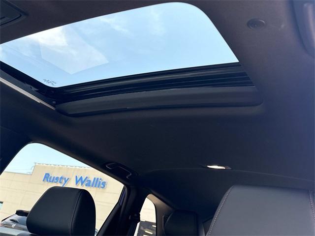 Photo of 2024 Still Night Honda CR-V Hybrid