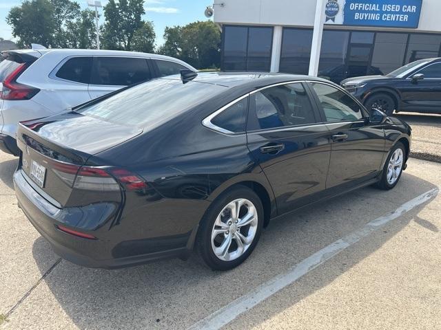 Photo of 2024 Crystal Black Pearl Honda Accord