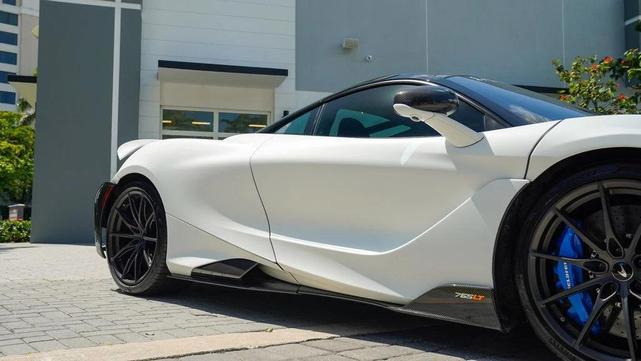 Photo of 2021 Silica White McLaren 765LT
