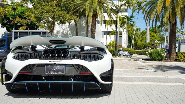 Photo of 2021 Silica White McLaren 765LT