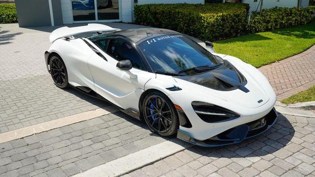 Photo of 2021 Silica White McLaren 765LT