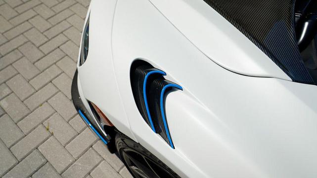 Photo of 2021 Silica White McLaren 765LT