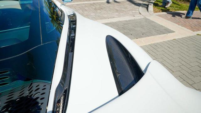 Photo of 2021 Silica White McLaren 765LT