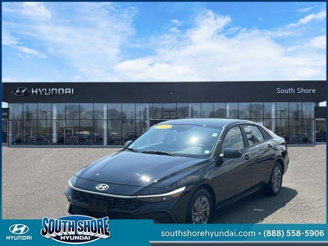 Photo of 2024 Abyss Black Hyundai ELANTRA HEV