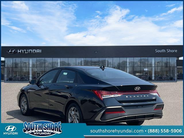 Photo of 2024 Abyss Black Hyundai ELANTRA HEV