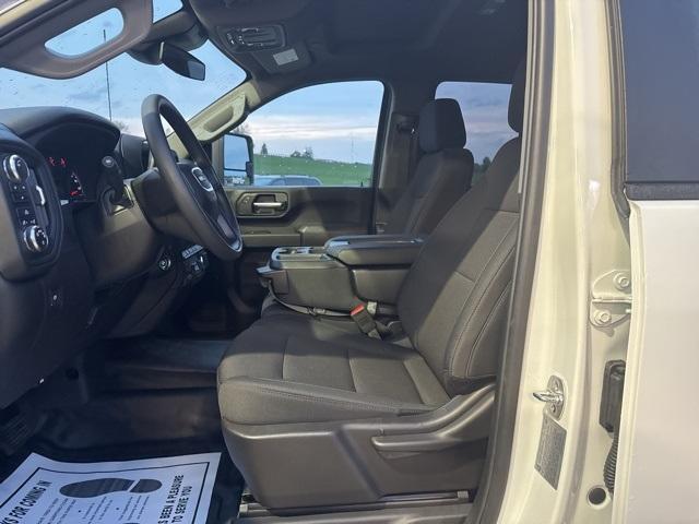 Photo of 2025 Summit White GMC Sierra 3500